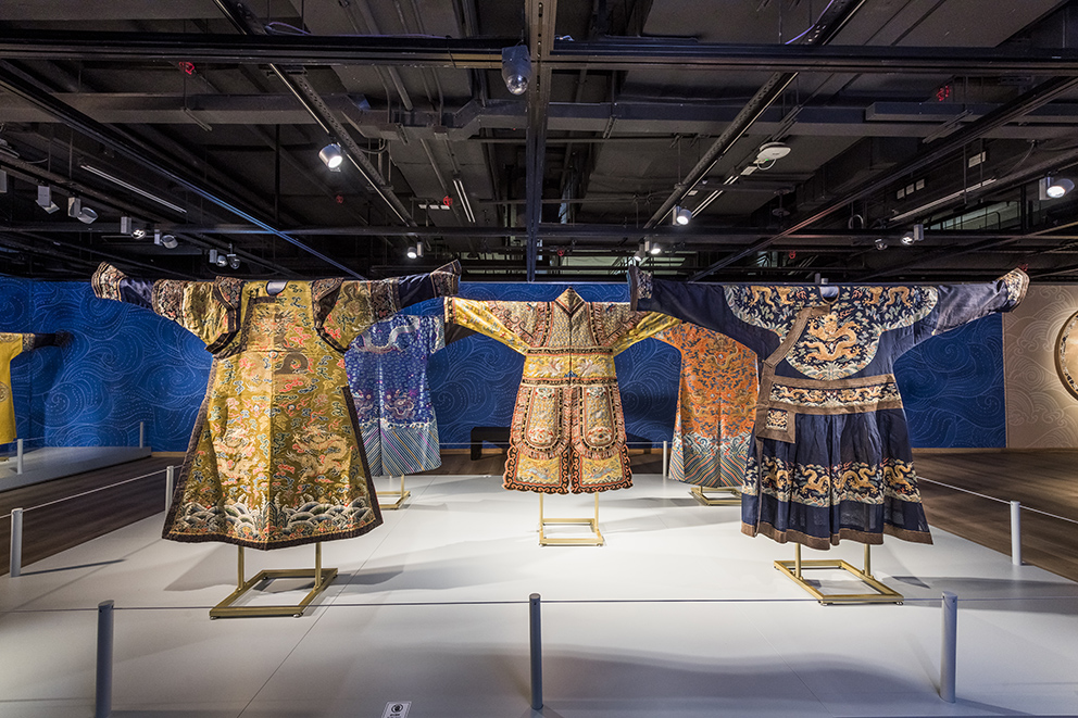 Apassionforsilk_ExPhoto_S7_001.jpg