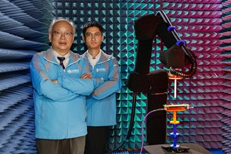 A novel, space-time coding antenna developed at CityU promotes 6G and secure wireless communications