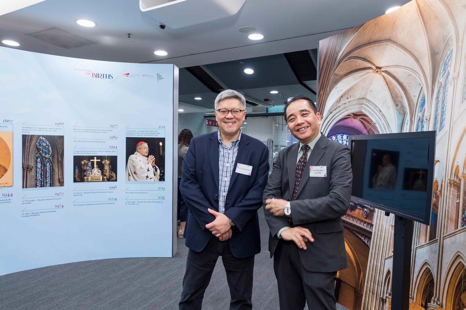 CXO Exhibition: Notre–Dame (Re)births