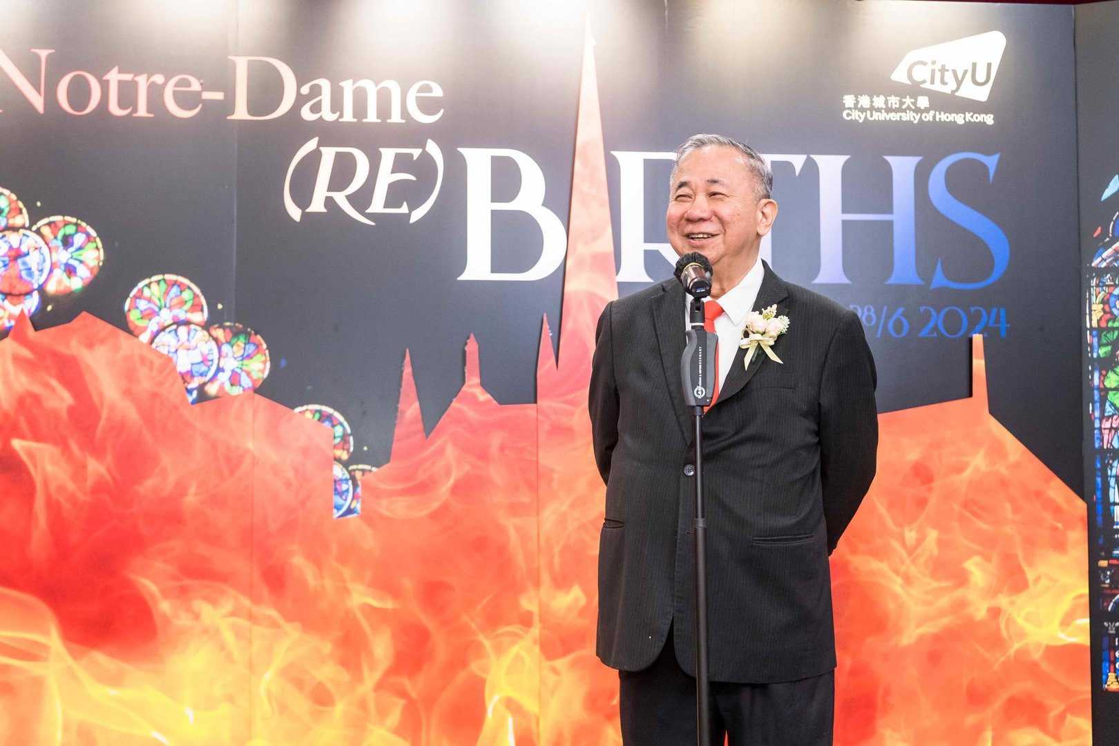 CXO Exhibition: Notre–Dame (Re)births