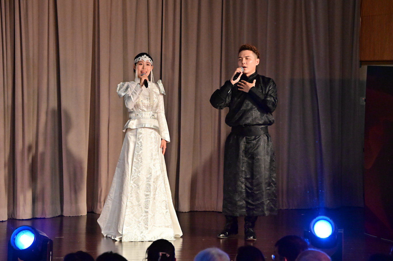 Colorful Breeze: Chinese Ethnic Song and Dance Gala