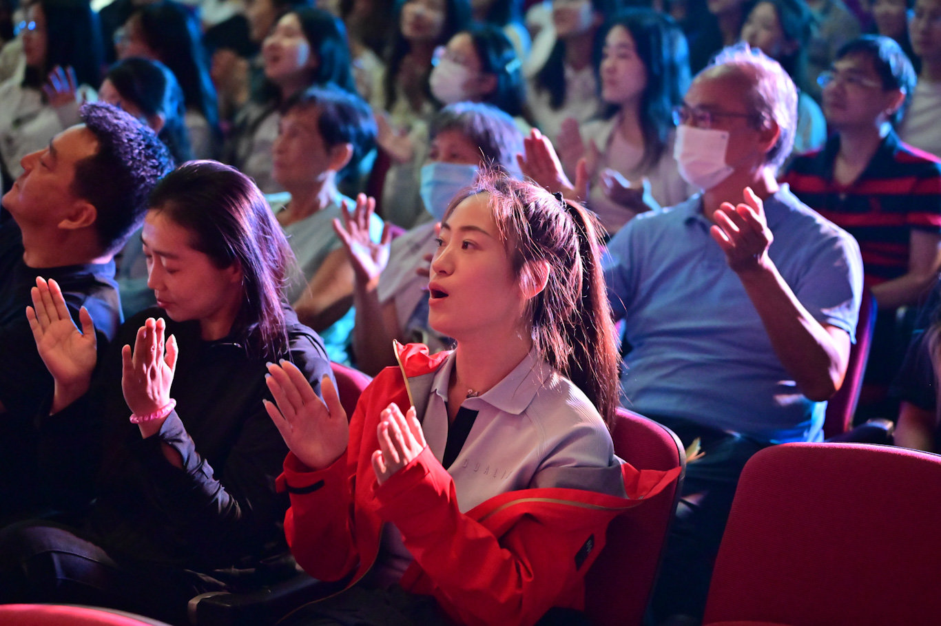Colorful Breeze: Chinese Ethnic Song and Dance Gala