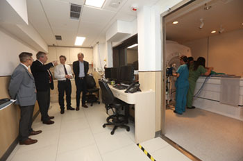 Visit to Peace Avenue Veterinary Clinic, the largest veterinary practice in town acquired by CityU