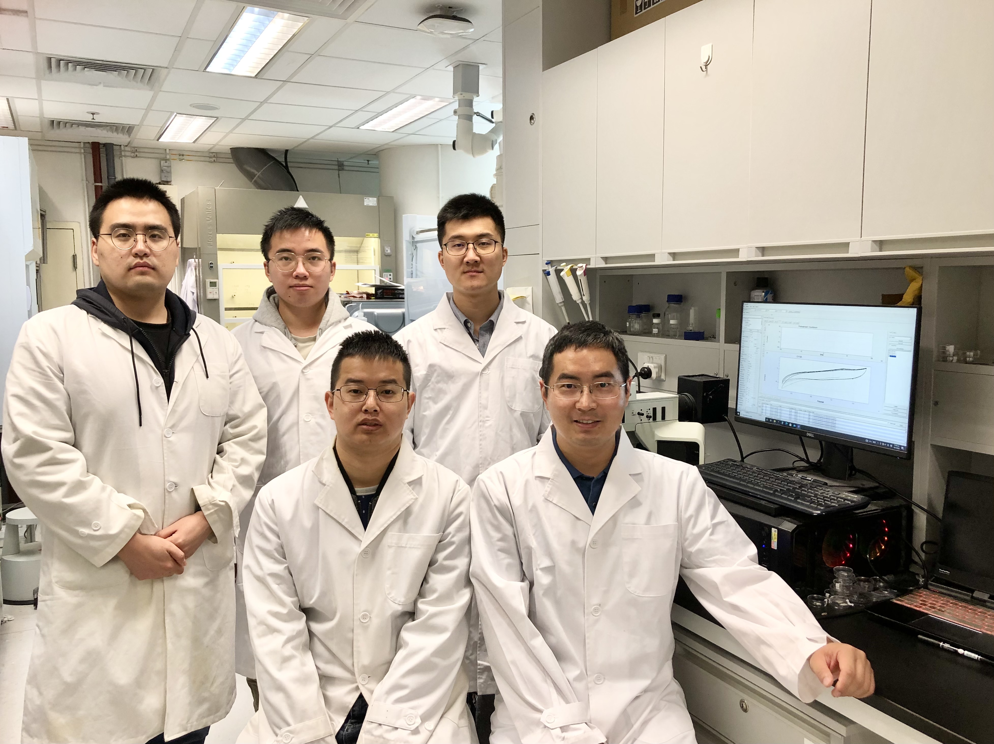 CityU researchers invented a novel device enabling high-resolution observation of liquid phase dynamic processes at nanoscale