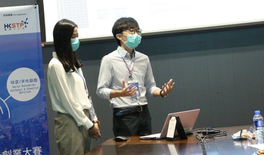 news photo