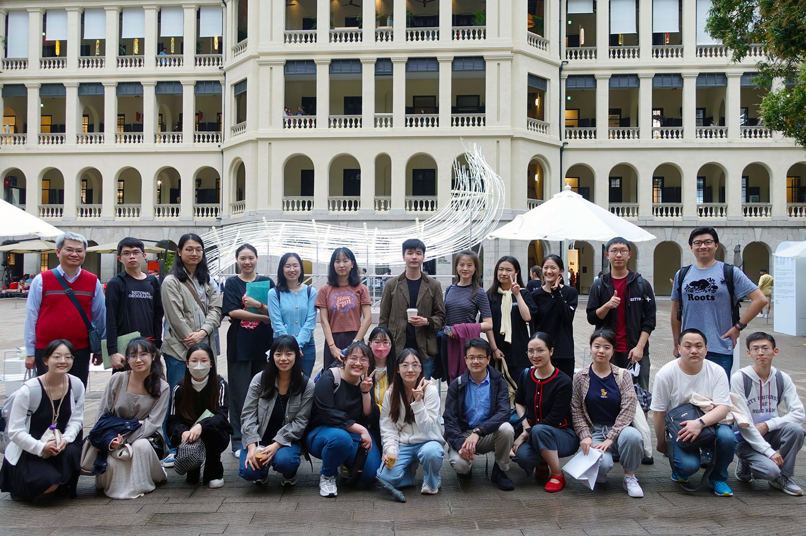 Professor Tsui’s teaching fosters students' willingness to actively engage in historical learning.