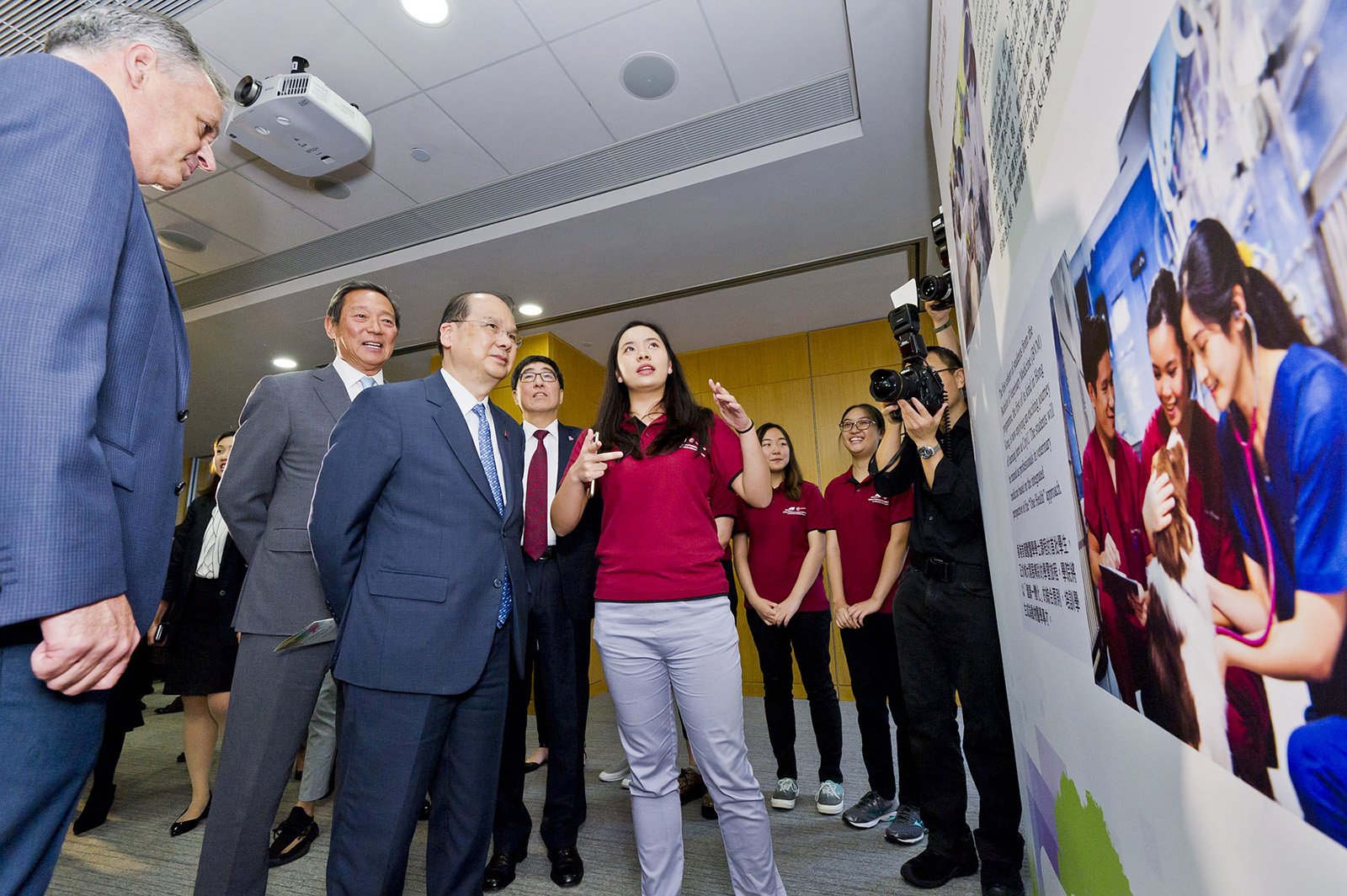 Guests visited an exhibition on the Jockey Club One Health Tower project.