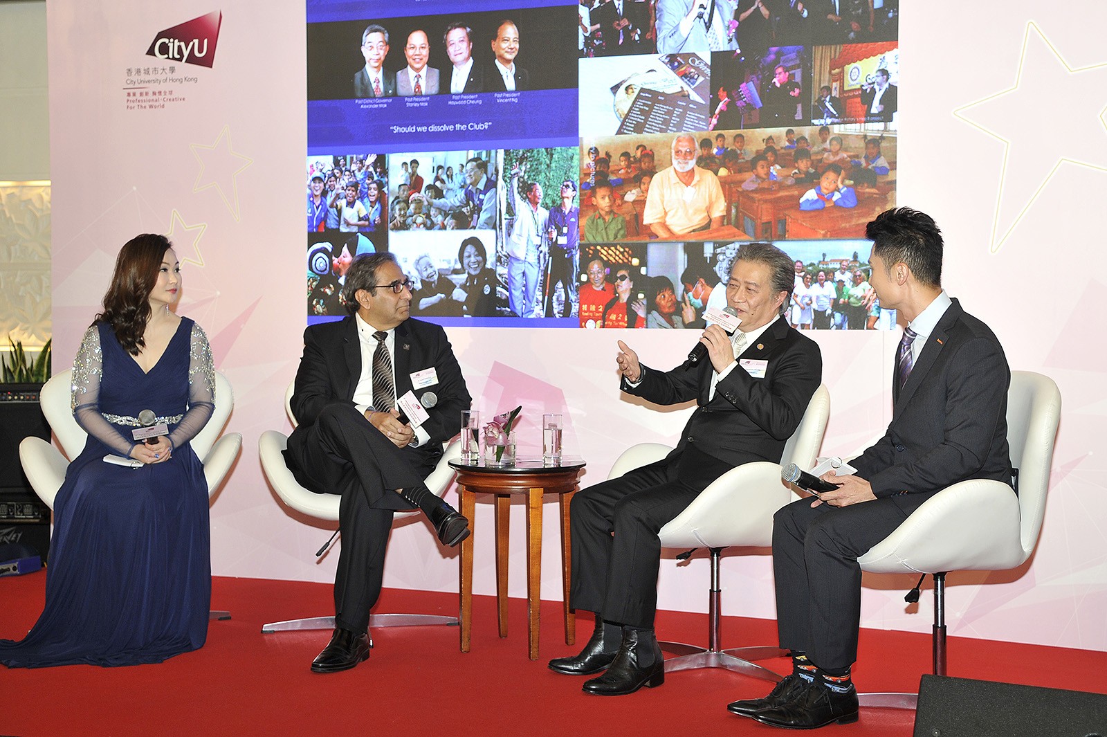 Dr Cheung and Dr Harilela discuss the meaning of charity and the importance of giving back to society at the sharing session.