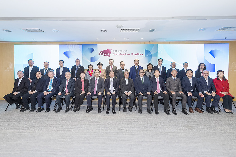 University Grants Committee members visit CityUHK