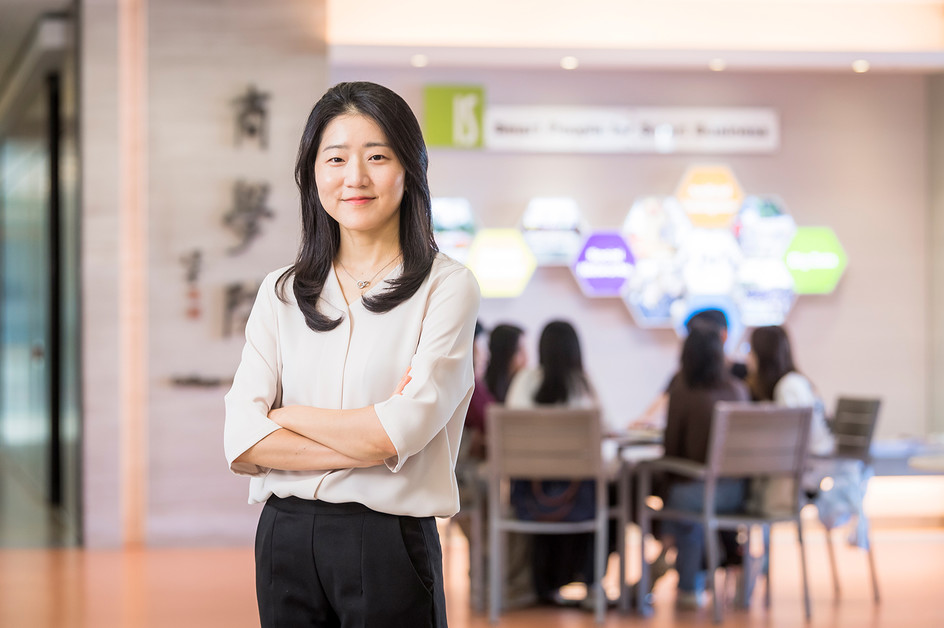 CityUHK research shares novel insights on gender and creativity to promote an equitable workplace