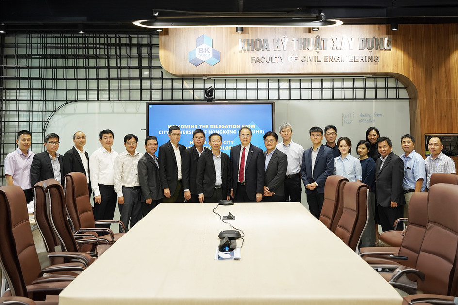 CityUHK and VNUHCM sign an MoU to promote academic exchange
