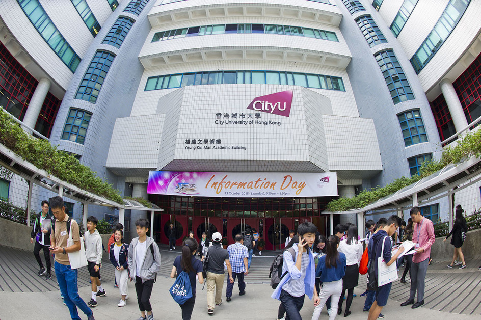 Students and their parents find out more about the latest academic offerings at CityU during Information Day.