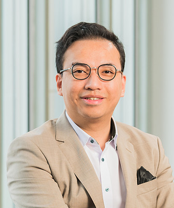 Mr Chris Jung Ting-lok