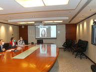 President pays online visit to students under mandatory quarantine