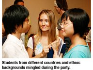 090928-4_NLstudents.jpg Thumbnail