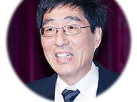 110318-2_scholarship.jpg Thumbnail