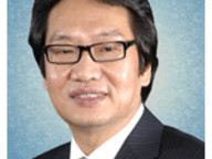 110518-1_fellow.jpg Thumbnail