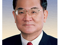 110628_HonAward-1.jpg Thumbnail