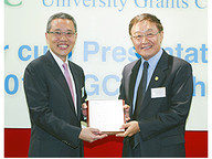 120907-1_award.jpg Thumbnail