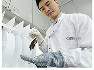 130322-1_research.jpg Thumbnail