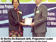 20070418_EN_1.jpg Thumbnail