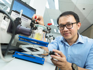 CityU scientist’s zero-pollution technology for generating renewable energy awarded APEC Science Prize