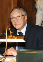 Professor Jean SALEN?ON