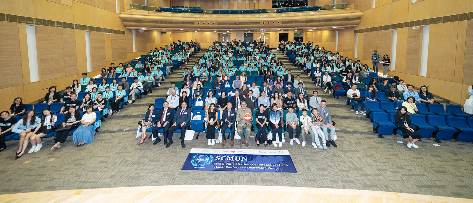 CityUHK co-organises a Global Conference Leadership Camp to cultivate future leaders through inspirational, interactive and innovative education