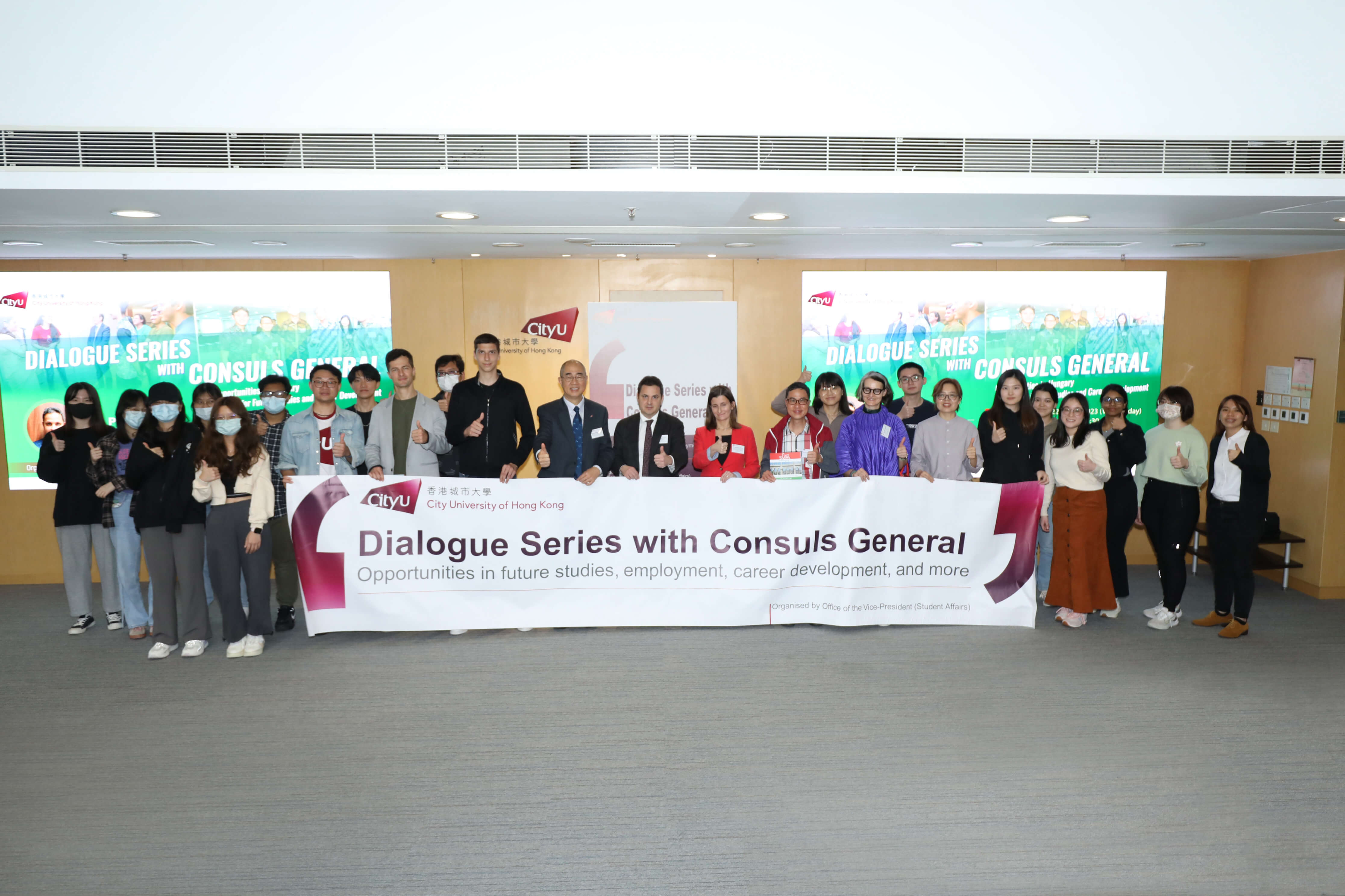Dr. Pal KERTESZ delivered his sharing on the topic of “Opportunities in Hungary for Future Studies and Career Development”.